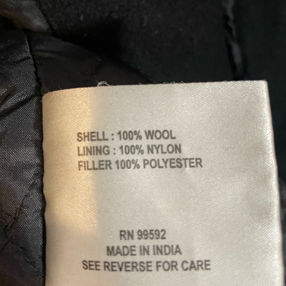 Perry Ellis Portfolio 100% Wool Mens Coat Jacket Size Med Black Quilted Lining